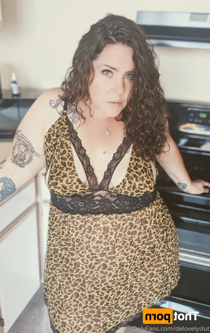 BIG BOOTY SEXTER [ delovelycurves ] Onlyfans leaked photo 11569555 on Hotleaks.tv