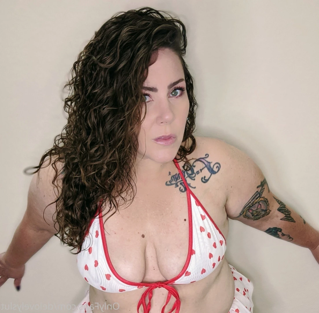 BIG BOOTY SEXTER [ delovelycurves ] Onlyfans leaked photo 11733240 on Hotleaks.tv