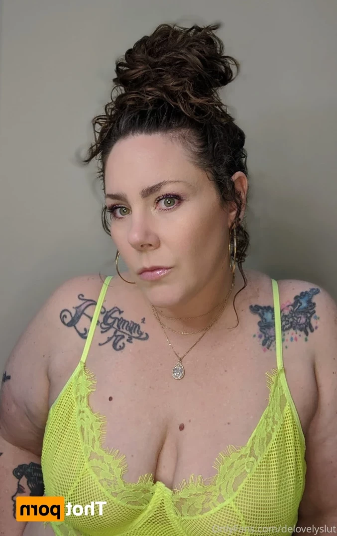 BIG BOOTY SEXTER [ delovelycurves ] Onlyfans leaked photo 11733269 on Hotleaks.tv