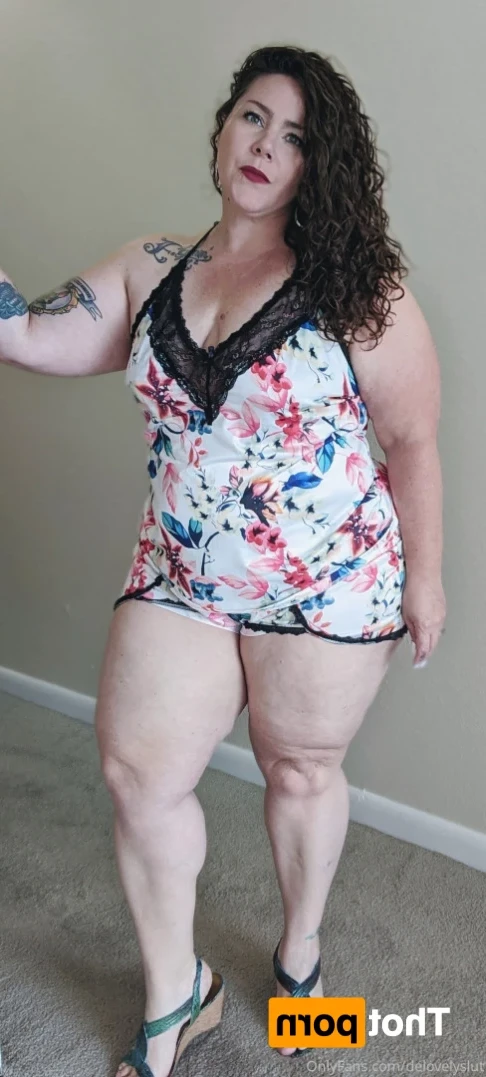 BIG BOOTY SEXTER [ delovelycurves ] Onlyfans leaked photo 12213422 on Hotleaks.tv