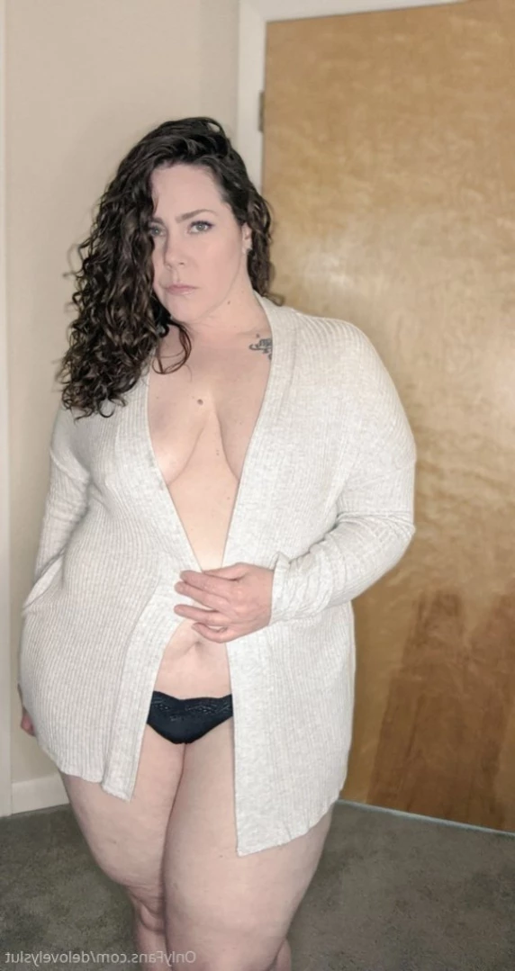 BIG BOOTY SEXTER [ delovelycurves ] Onlyfans leaked photo 12822779 on Hotleaks.tv