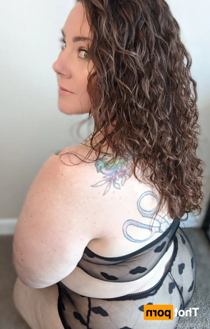 BIG BOOTY SEXTER [ delovelycurves ] Onlyfans leaked photo 13054178 on Hotleaks.tv