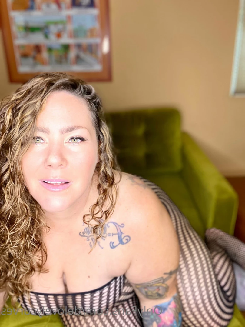 BIG BOOTY SEXTER [ delovelycurves ] Onlyfans leaked photo 13767189 on Hotleaks.tv