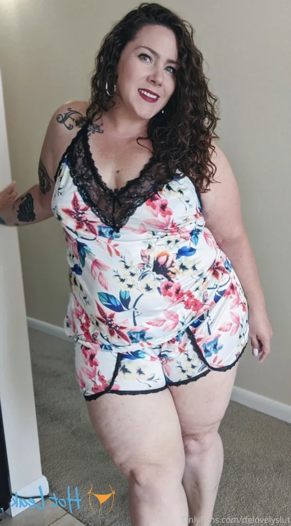 BIG BOOTY SEXTER [ delovelycurves ] Onlyfans leaked photo 13768215 on Hotleaks.tv