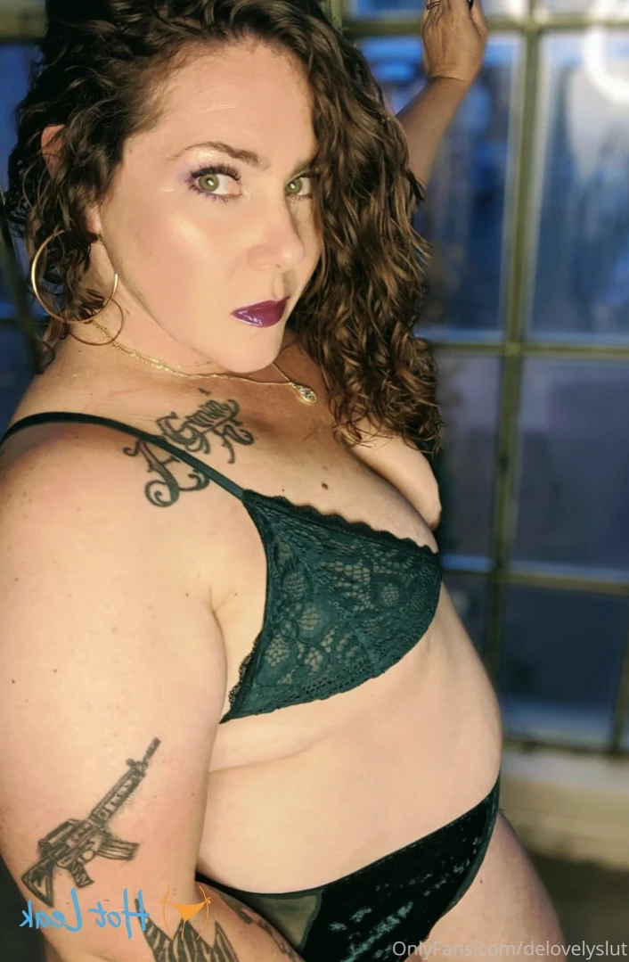 BIG BOOTY SEXTER [ delovelycurves ] Onlyfans leaked photo 13768830 on Hotleaks.tv
