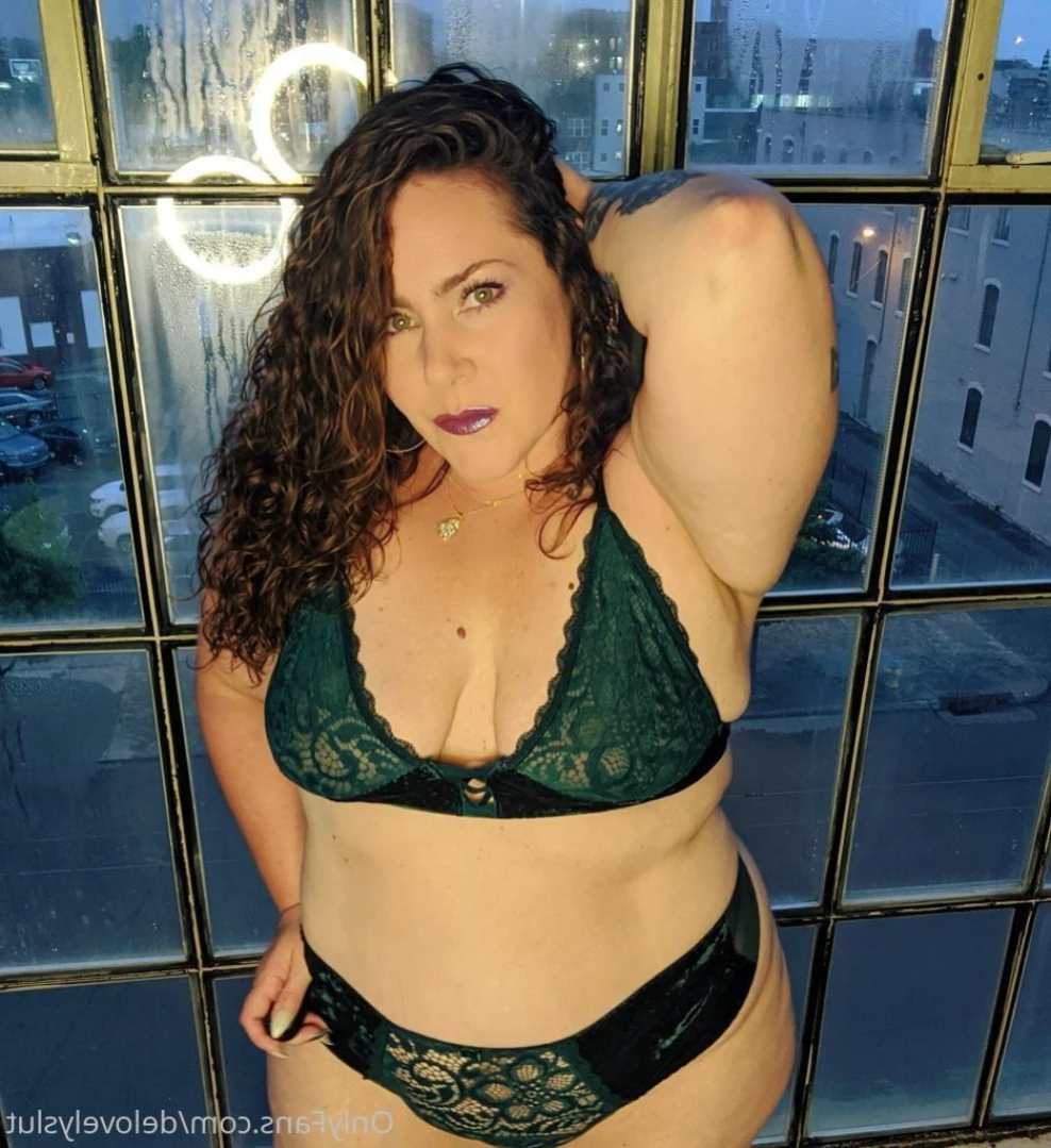 BIG BOOTY SEXTER [ delovelycurves ] Onlyfans leaked photo 13774537 on Hotleaks.tv