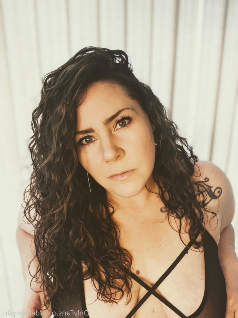 BIG BOOTY SEXTER [ delovelycurves ] Onlyfans leaked photo 13775575 on Hotleaks.tv