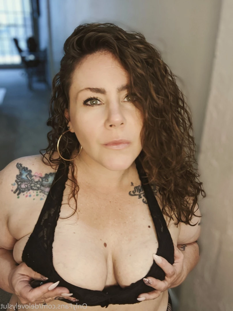 BIG BOOTY SEXTER [ delovelycurves ] Onlyfans leaked photo 13775699 on Hotleaks.tv
