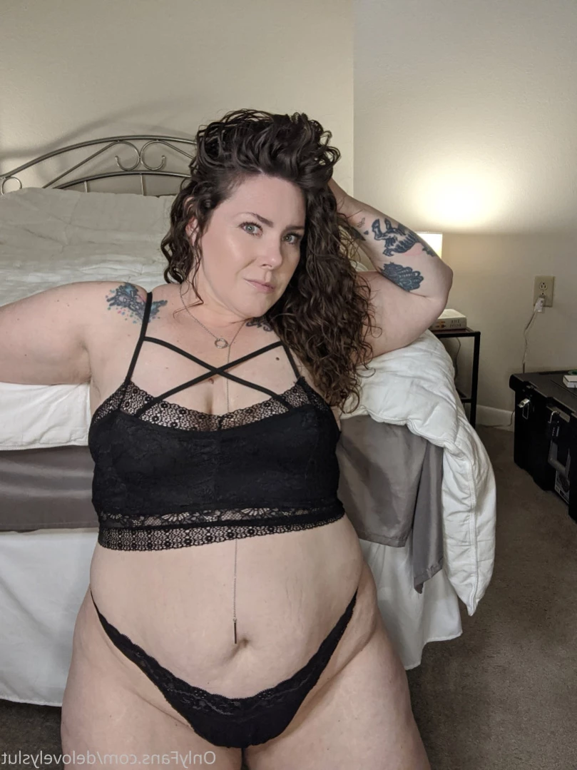 BIG BOOTY SEXTER [ delovelycurves ] Onlyfans leaked photo 13782421 on Hotleaks.tv