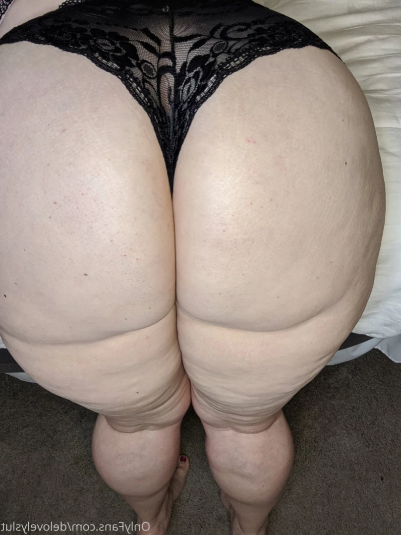 BIG BOOTY SEXTER [ delovelycurves ] Onlyfans leaked photo 13782495 on Hotleaks.tv