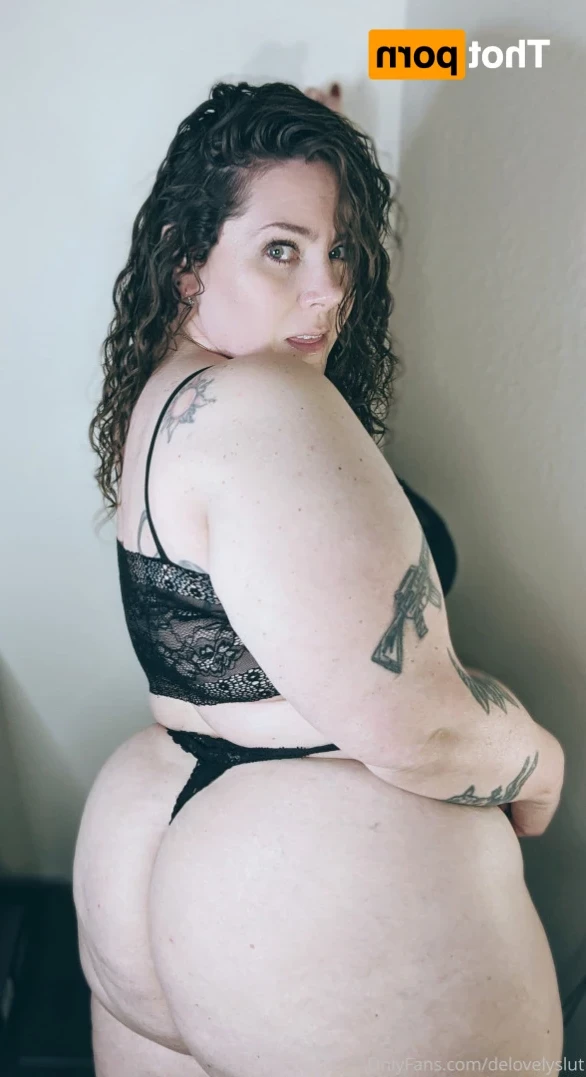 BIG BOOTY SEXTER [ delovelycurves ] Onlyfans leaked photo 13930568 on Hotleaks.tv