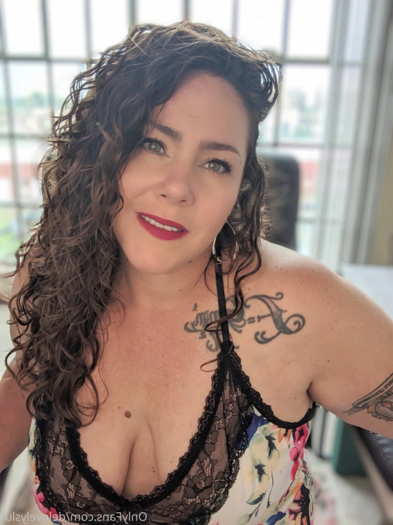 BIG BOOTY SEXTER [ delovelycurves ] Onlyfans leaked photo 13930693 on Hotleaks.tv