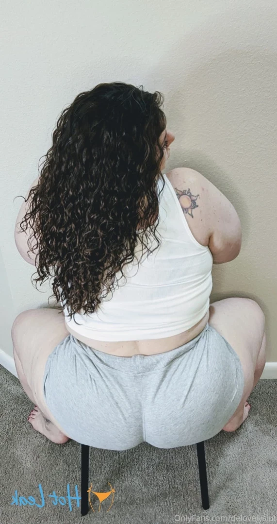 BIG BOOTY SEXTER [ delovelycurves ] Onlyfans leaked photo 14075432 on Hotleaks.tv