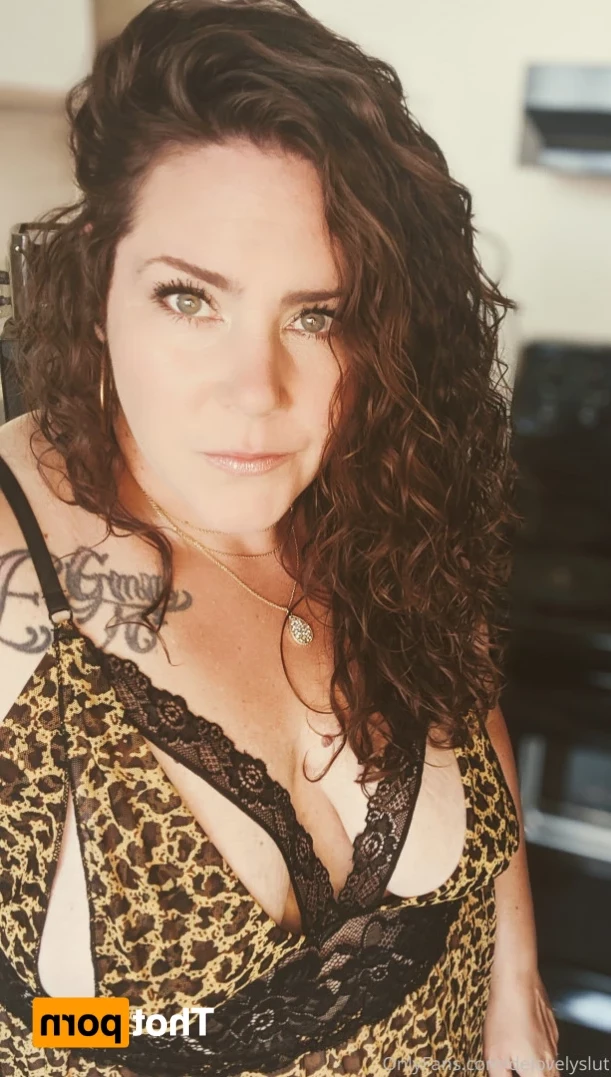 BIG BOOTY SEXTER [ delovelycurves ] Onlyfans leaked photo 14407744 on Hotleaks.tv
