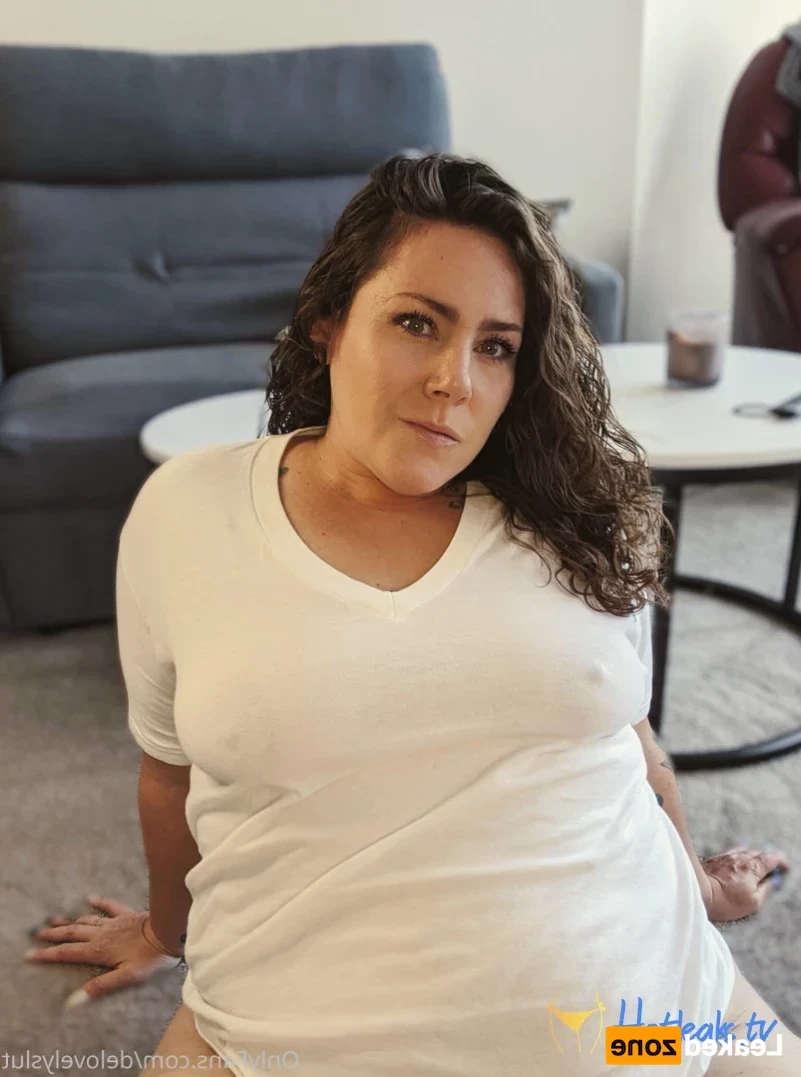 BIG BOOTY SEXTER [ delovelycurves ] Onlyfans leaked photo 14512845 on Hotleaks.tv