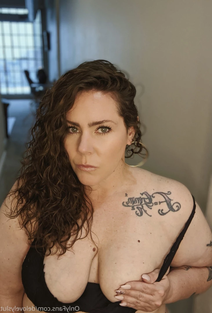 BIG BOOTY SEXTER [ delovelycurves ] Onlyfans leaked photo 15152481 on Hotleaks.tv