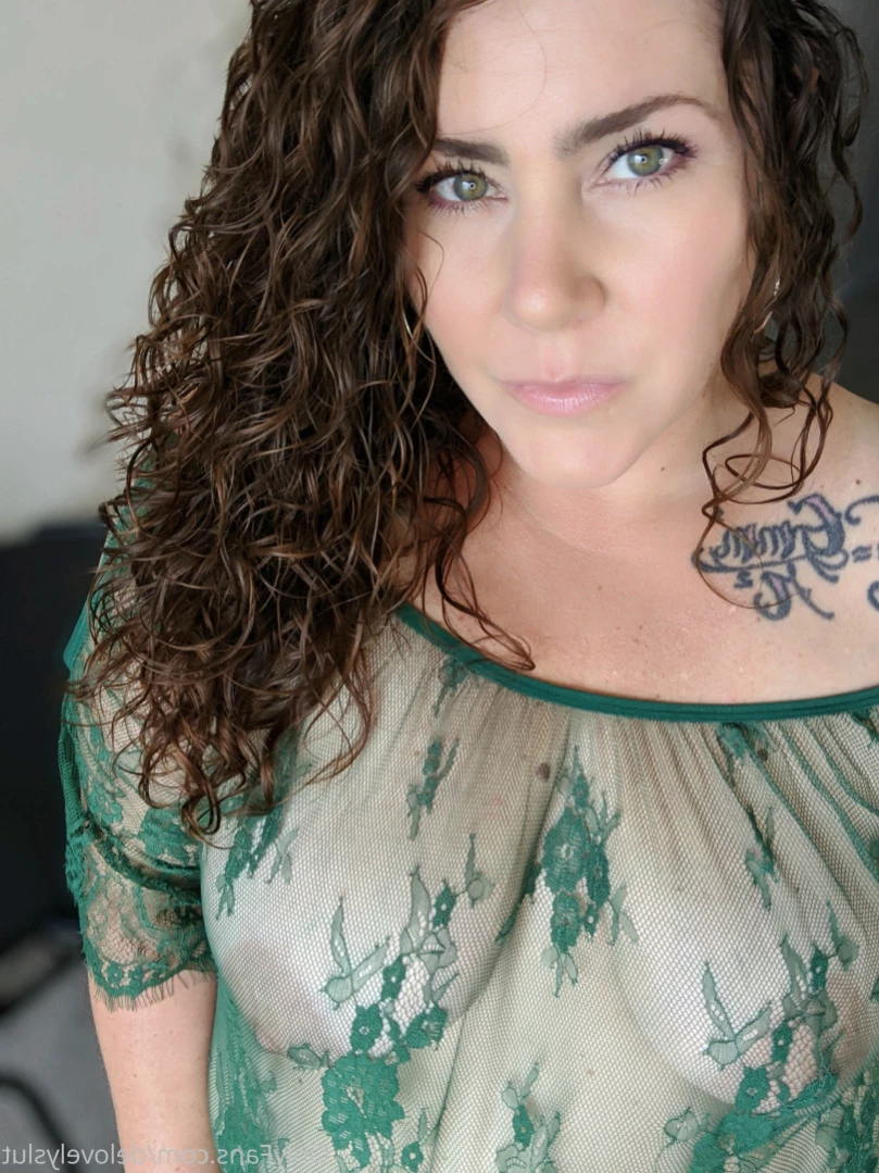 BIG BOOTY SEXTER [ delovelycurves ] Onlyfans leaked photo 15919675 on Hotleaks.tv
