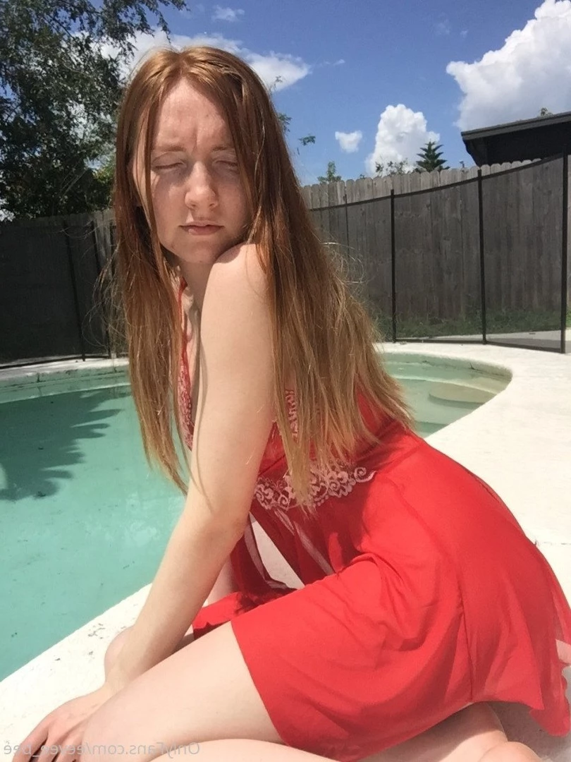 𝙀𝙚𝙫𝙚𝙚 &amp; 𝙂𝙞𝙣𝙜𝙚𝙧 💕 [ eevee_bee ] Onlyfans leaked photo 4375845 on Hotleaks.tv