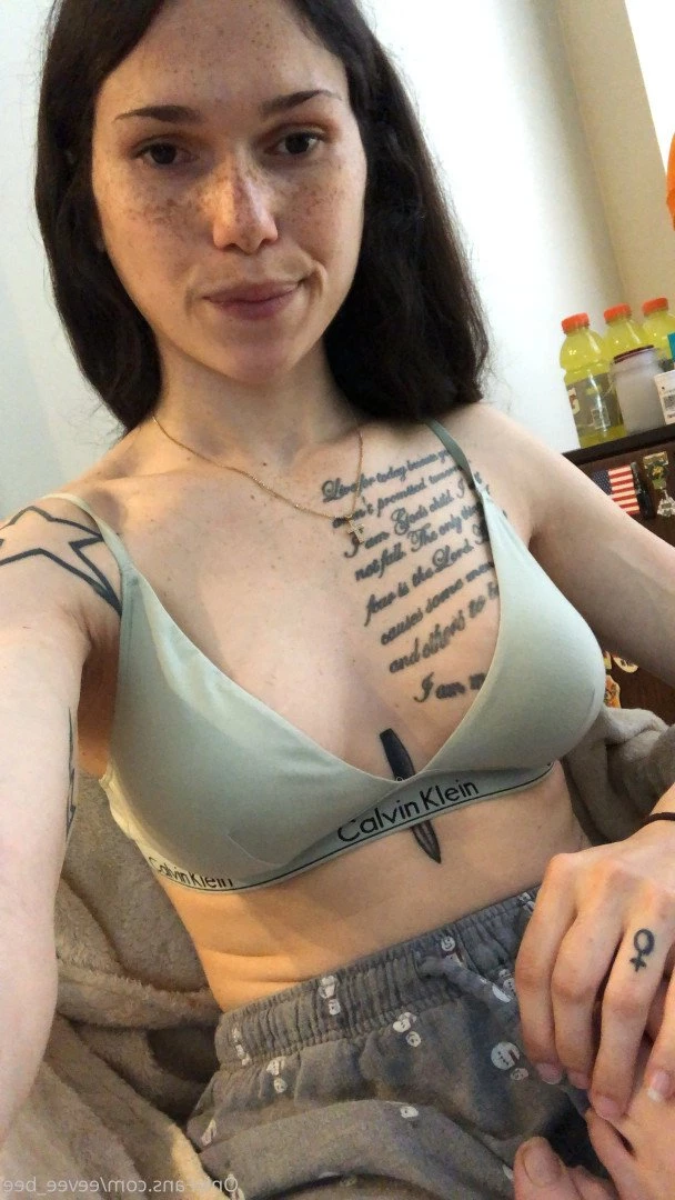 𝙀𝙚𝙫𝙚𝙚 &amp; 𝙂𝙞𝙣𝙜𝙚𝙧 💕 [ eevee_bee ] Onlyfans leaked photo 4391525 on Hotleaks.tv