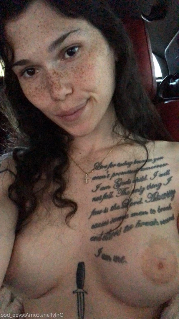 𝙀𝙚𝙫𝙚𝙚 &amp; 𝙂𝙞𝙣𝙜𝙚𝙧 💕 [ eevee_bee ] Onlyfans leaked photo 4393490 on Hotleaks.tv