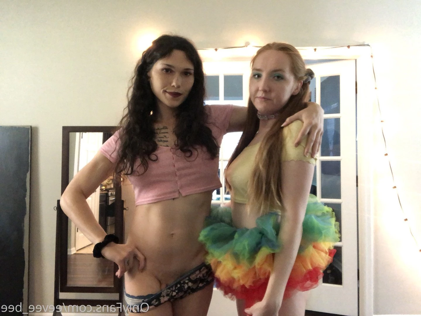 𝙀𝙚𝙫𝙚𝙚 &amp; 𝙂𝙞𝙣𝙜𝙚𝙧 💕 [ eevee_bee ] Onlyfans leaked photo 4402507 on Hotleaks.tv