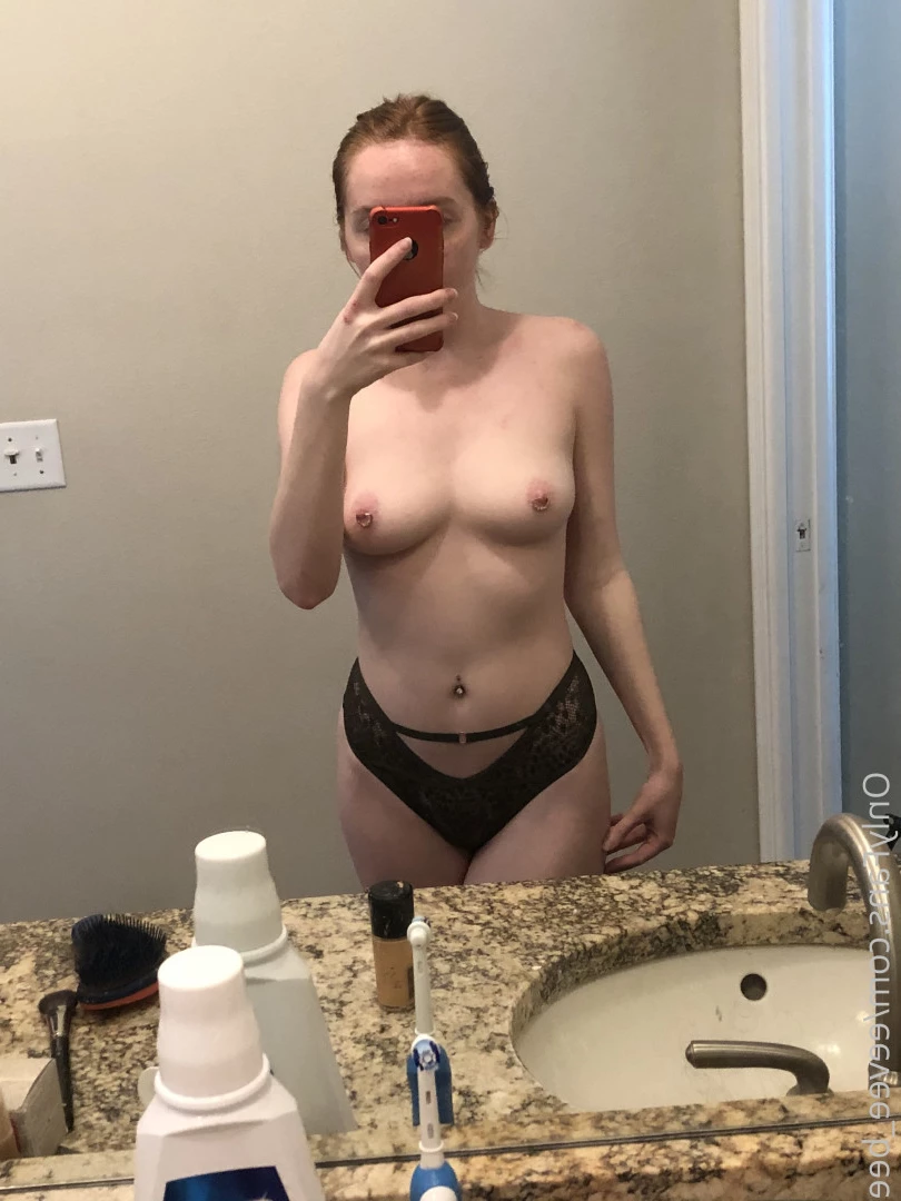 𝙀𝙚𝙫𝙚𝙚 &amp; 𝙂𝙞𝙣𝙜𝙚𝙧 💕 [ eevee_bee ] Onlyfans leaked photo 6605220 on Hotleaks.tv
