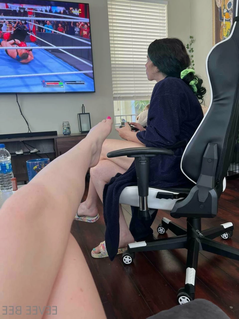 𝙀𝙚𝙫𝙚𝙚 &amp; 𝙂𝙞𝙣𝙜𝙚𝙧 💕 [ eevee_bee ] Onlyfans leaked photo 6607593 on Hotleaks.tv