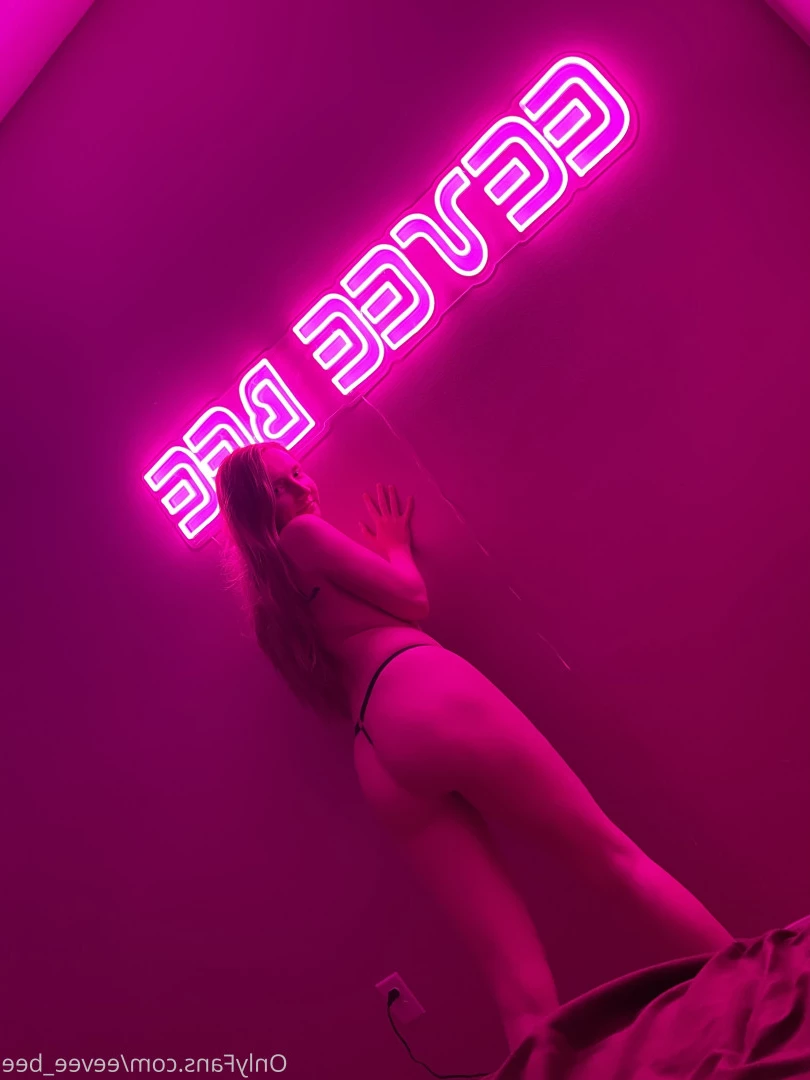 𝙀𝙚𝙫𝙚𝙚 &amp; 𝙂𝙞𝙣𝙜𝙚𝙧 💕 [ eevee_bee ] Onlyfans leaked photo 6607970 on Hotleaks.tv