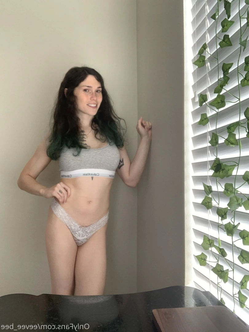𝙀𝙚𝙫𝙚𝙚 &amp; 𝙂𝙞𝙣𝙜𝙚𝙧 💕 [ eevee_bee ] Onlyfans leaked photo 6608042 on Hotleaks.tv
