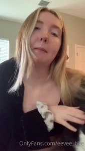𝙀𝙚𝙫𝙚𝙚 &amp; 𝙂𝙞𝙣𝙜𝙚𝙧 💕 [ eevee_bee ] Onlyfans leaked video 10677754 on Hotleaks.tv