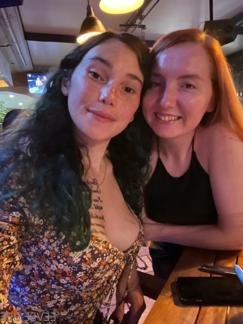 𝙀𝙚𝙫𝙚𝙚 &amp; 𝙂𝙞𝙣𝙜𝙚𝙧 💕 [ eevee_bee ] Onlyfans leaked photo 12500637 on Hotleaks.tv