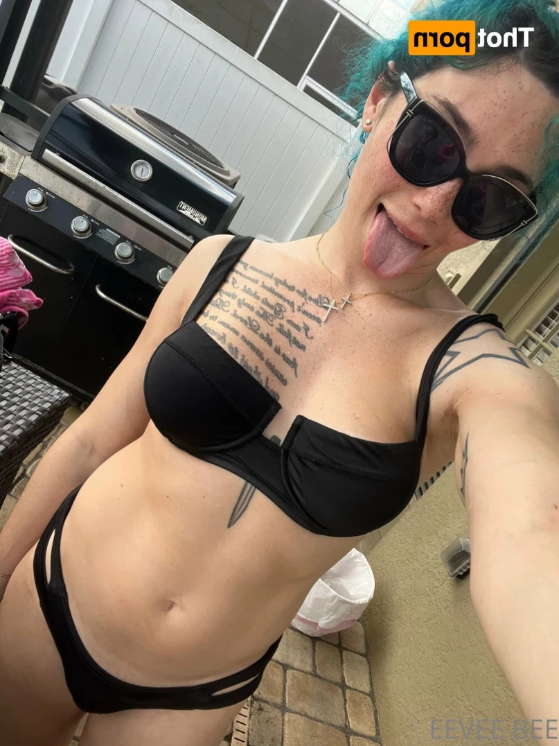 𝙀𝙚𝙫𝙚𝙚 &amp; 𝙂𝙞𝙣𝙜𝙚𝙧 💕 [ eevee_bee ] Onlyfans leaked photo 13678474 on Hotleaks.tv