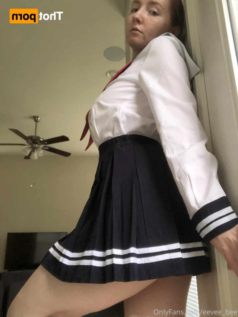 𝙀𝙚𝙫𝙚𝙚 &amp; 𝙂𝙞𝙣𝙜𝙚𝙧 💕 [ eevee_bee ] Onlyfans leaked photo 14840577 on Hotleaks.tv