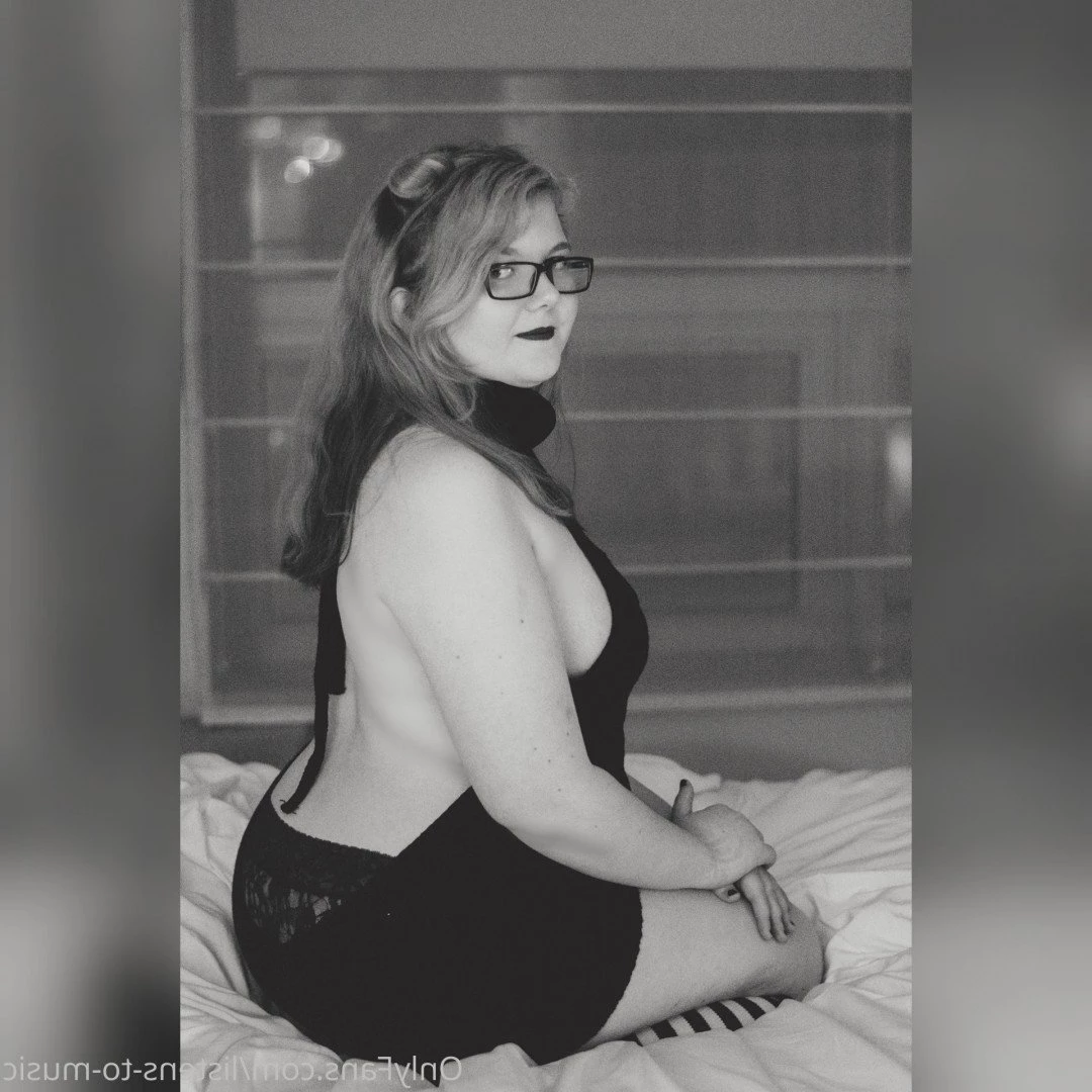 🆓GOTH😈College🥵BBW 🍑Britney🖤 DM ME 😻 [ emopink69 ] Onlyfans leaked photo 2309654 on Hotleaks.tv