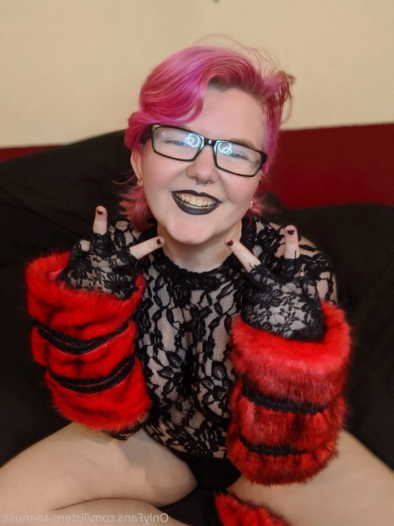 🆓GOTH😈College🥵BBW 🍑Britney🖤 DM ME 😻 [ emopink69 ] Onlyfans leaked photo 2310354 on Hotleaks.tv