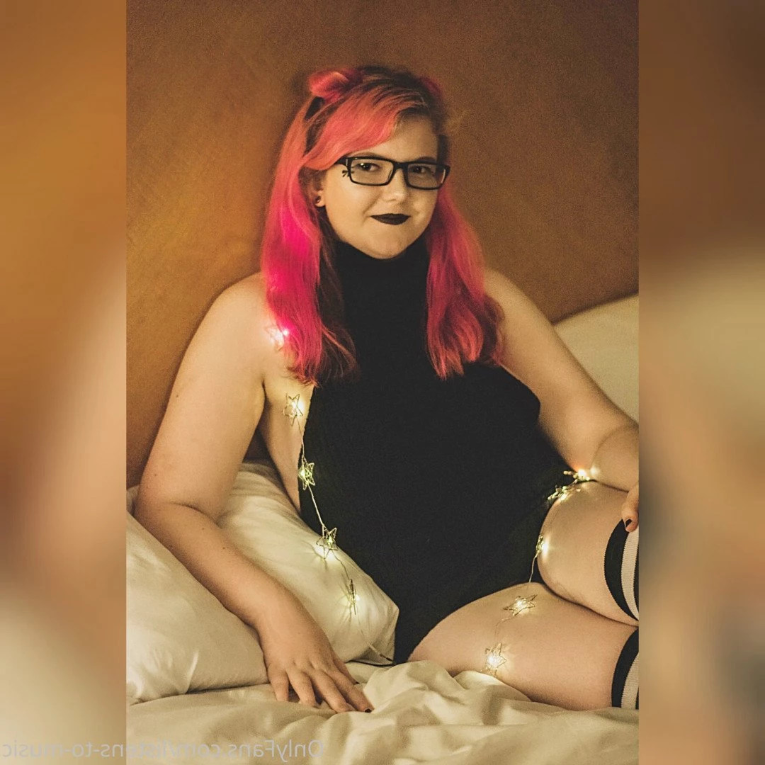 🆓GOTH😈College🥵BBW 🍑Britney🖤 DM ME 😻 [ emopink69 ] Onlyfans leaked photo 2310575 on Hotleaks.tv