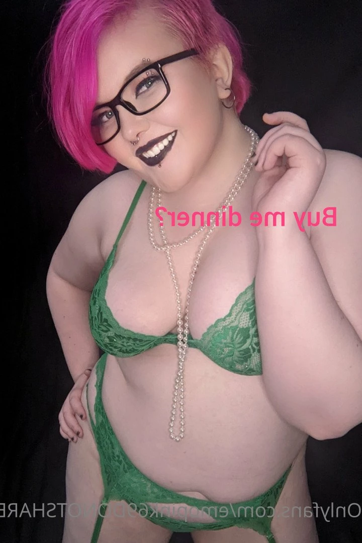 🆓GOTH😈College🥵BBW 🍑Britney🖤 DM ME 😻 [ emopink69 ] Onlyfans leaked photo 3935716 on Hotleaks.tv