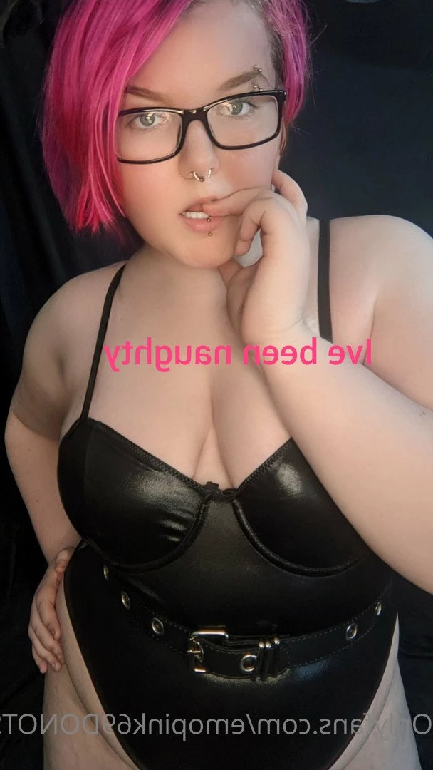 🆓GOTH😈College🥵BBW 🍑Britney🖤 DM ME 😻 [ emopink69 ] Onlyfans leaked photo 3936352 on Hotleaks.tv
