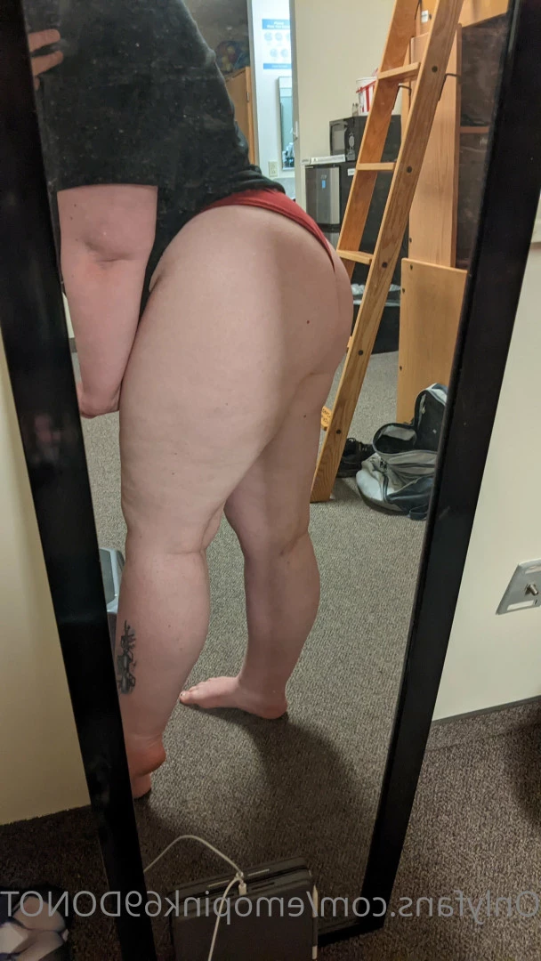 🆓GOTH😈College🥵BBW 🍑Britney🖤 DM ME 😻 [ emopink69 ] Onlyfans leaked photo 6347835 on Hotleaks.tv