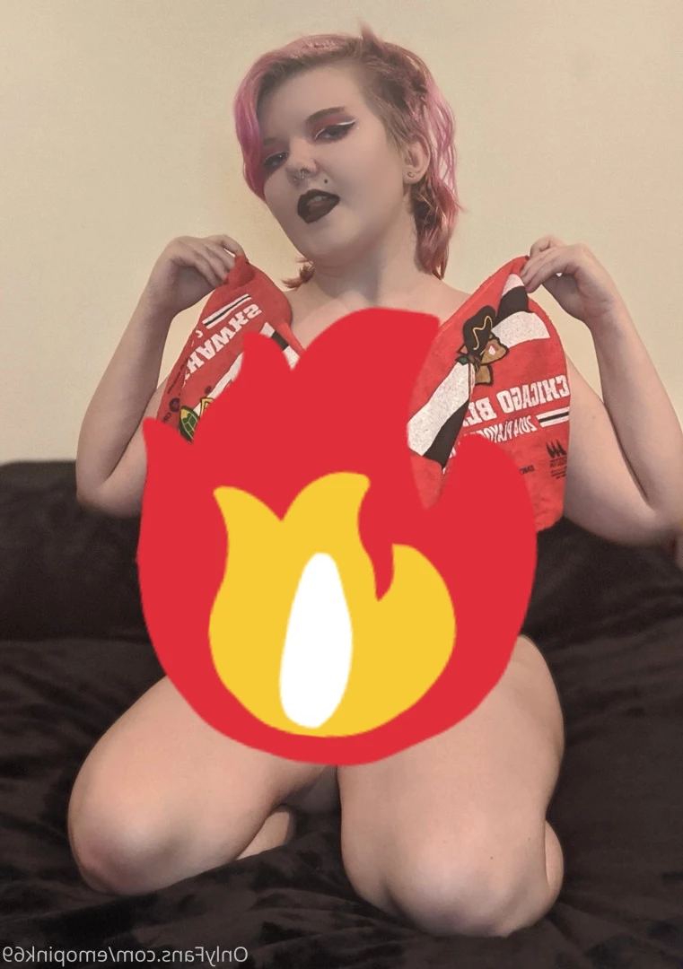 🆓GOTH😈College🥵BBW 🍑Britney🖤 DM ME 😻 [ emopink69 ] Onlyfans leaked photo 6347993 on Hotleaks.tv