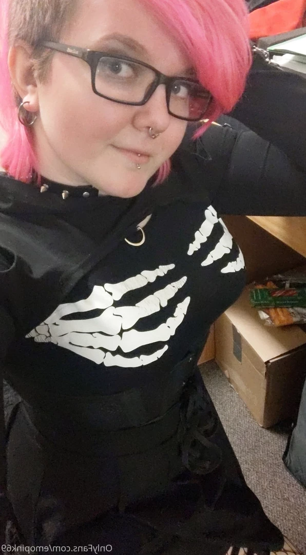 🆓GOTH😈College🥵BBW 🍑Britney🖤 DM ME 😻 [ emopink69 ] Onlyfans leaked photo 6349062 on Hotleaks.tv