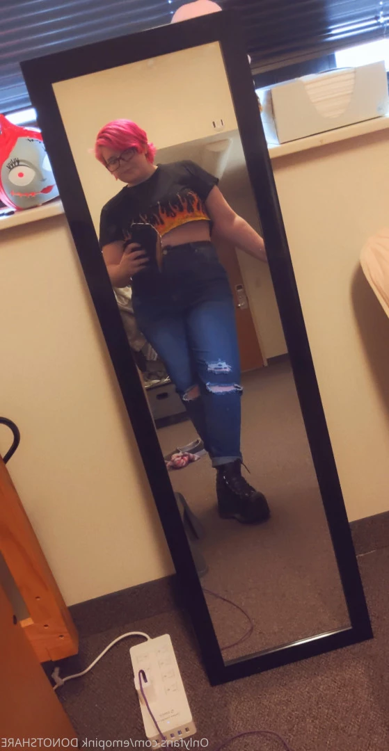 🆓GOTH😈College🥵BBW 🍑Britney🖤 DM ME 😻 [ emopink69 ] Onlyfans leaked photo 6349343 on Hotleaks.tv