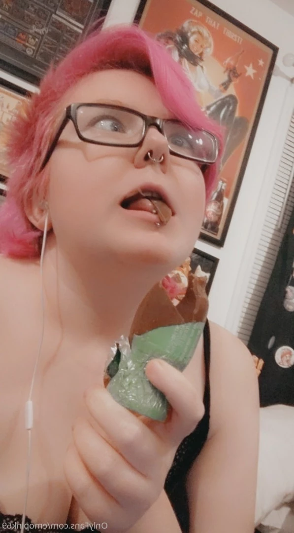 🆓GOTH😈College🥵BBW 🍑Britney🖤 DM ME 😻 [ emopink69 ] Onlyfans leaked photo 6350146 on Hotleaks.tv
