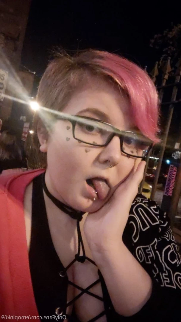 🆓GOTH😈College🥵BBW 🍑Britney🖤 DM ME 😻 [ emopink69 ] Onlyfans leaked photo 6351355 on Hotleaks.tv