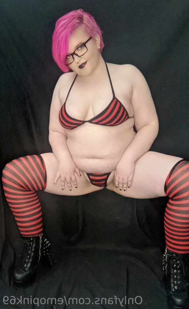 🆓GOTH😈College🥵BBW 🍑Britney🖤 DM ME 😻 [ emopink69 ] Onlyfans leaked photo 15897863 on Hotleaks.tv