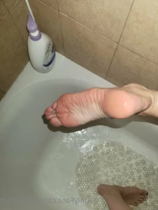 15924649