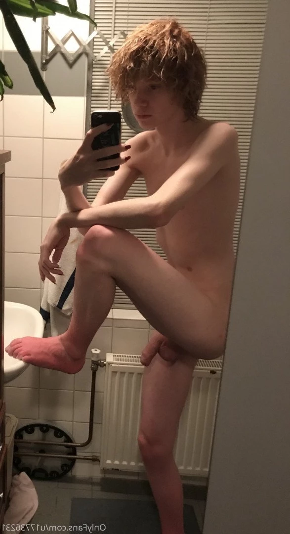  BiTwink18  [ bitwink18 ] Onlyfans leaked photo 182769 on Hotleaks.tv