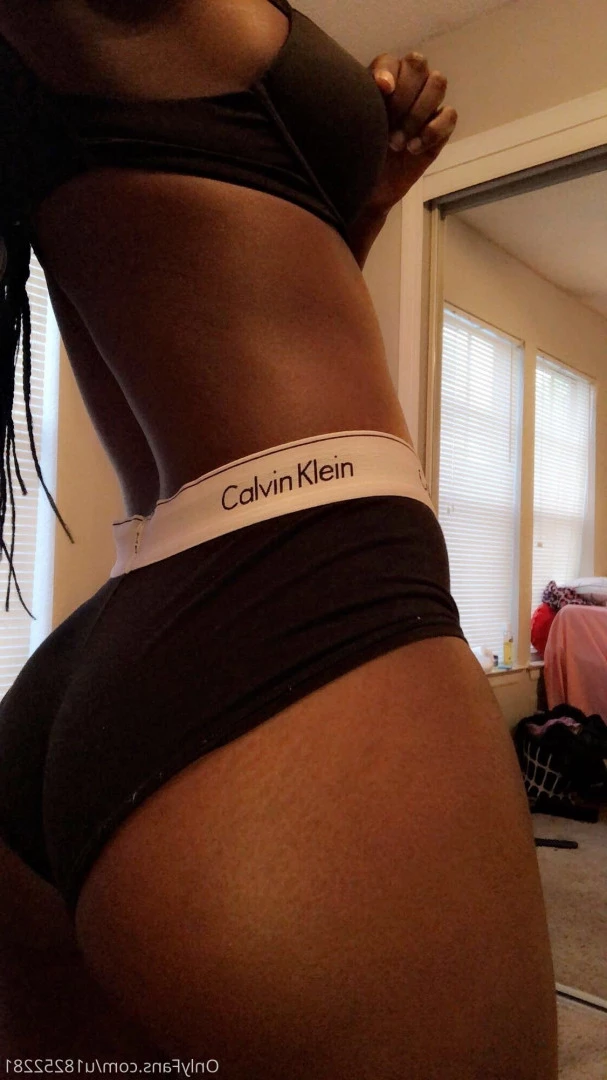 𝐓𝐇𝐈𝐂𝐊 𝐄𝐁𝐎𝐍𝐘 𝐒𝐋𝐔𝐓❣️ [ heavenlypeaches ] Onlyfans leaked photo 9609738 on Hotleaks.tv