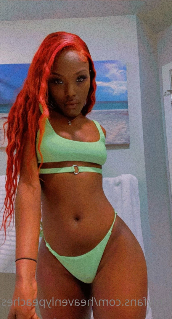 𝐓𝐇𝐈𝐂𝐊 𝐄𝐁𝐎𝐍𝐘 𝐒𝐋𝐔𝐓❣️ [ heavenlypeaches ] Onlyfans leaked photo 9609965 on Hotleaks.tv