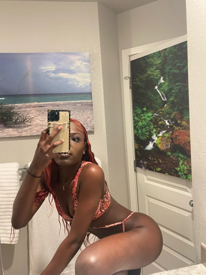 𝐓𝐇𝐈𝐂𝐊 𝐄𝐁𝐎𝐍𝐘 𝐒𝐋𝐔𝐓❣️ [ heavenlypeaches ] Onlyfans leaked photo 9610933 on Hotleaks.tv